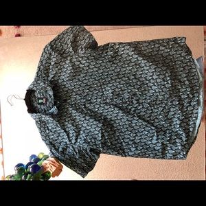 Men’s size medium middle finger shirt